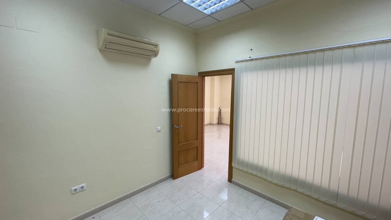 Resale - Commercial property - Guardamar del Segura
