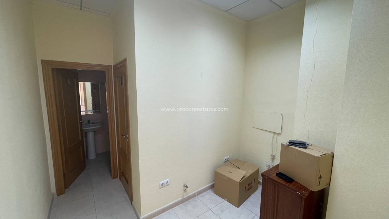 Resale - Commercial property - Guardamar del Segura