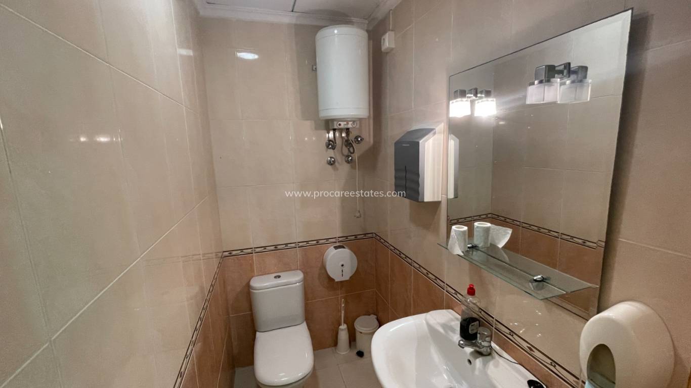 Resale - Commercial property - Guardamar del Segura