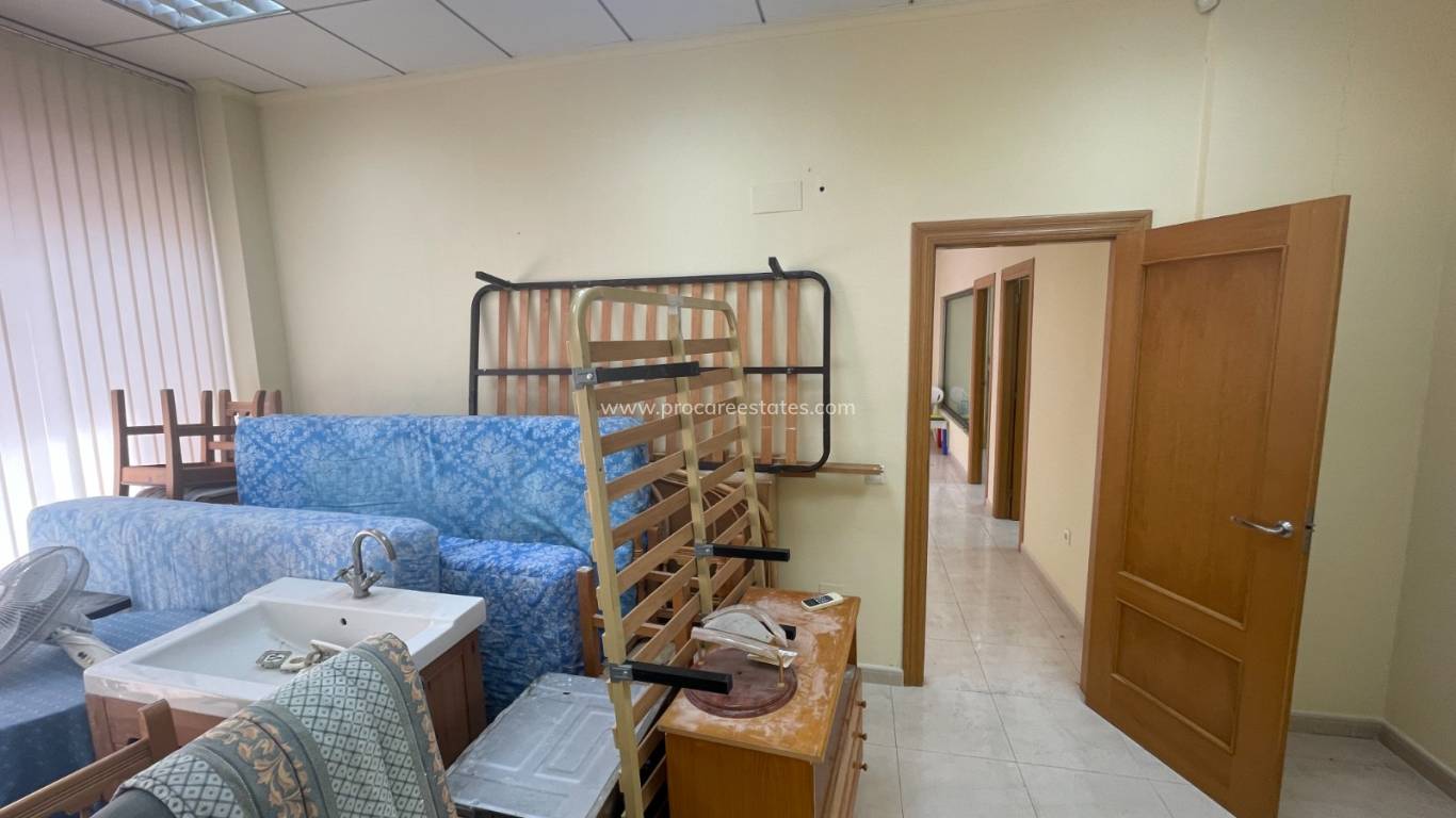 Resale - Commercial property - Guardamar del Segura