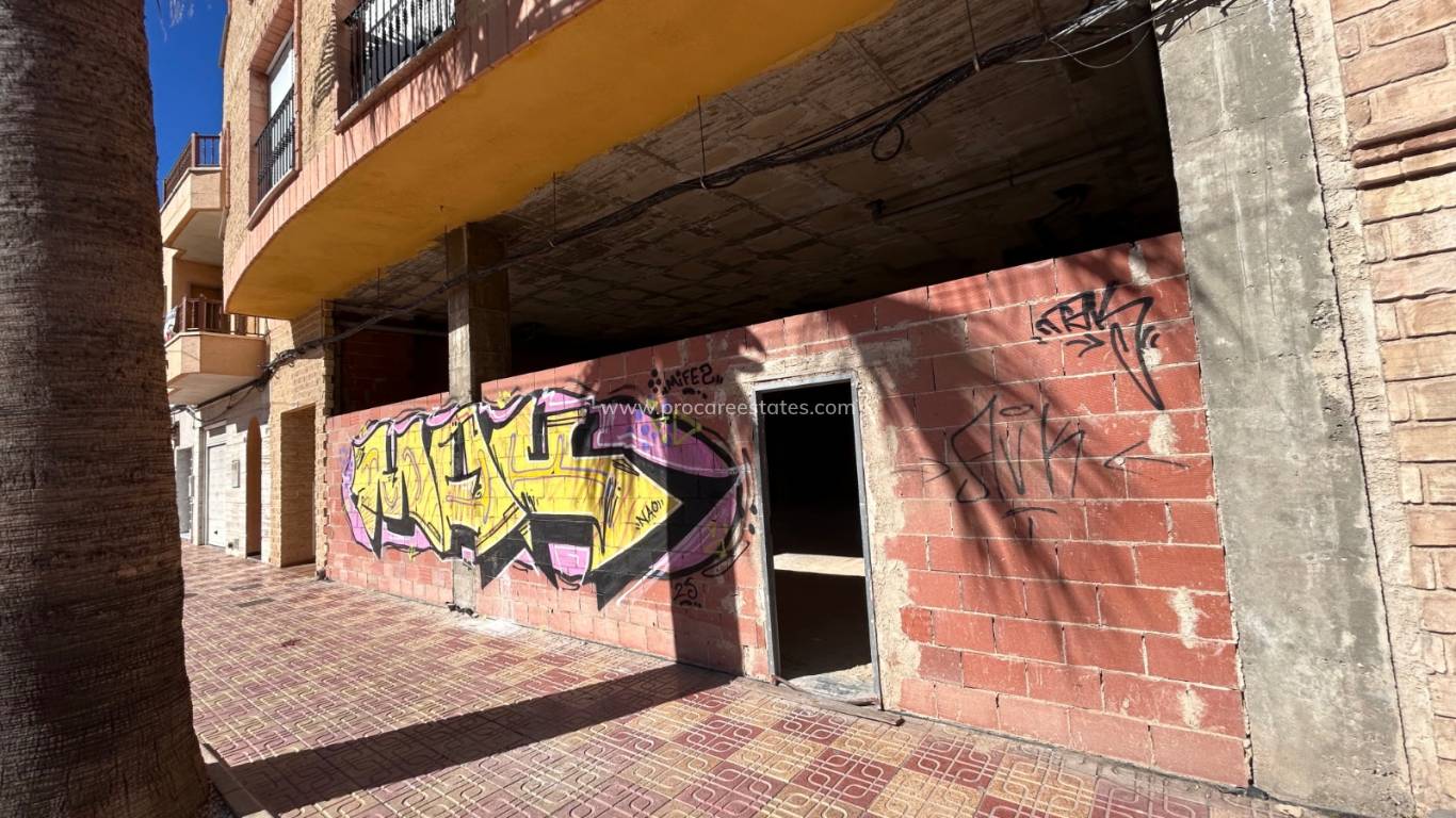 Resale - Commercial property - Jacarilla