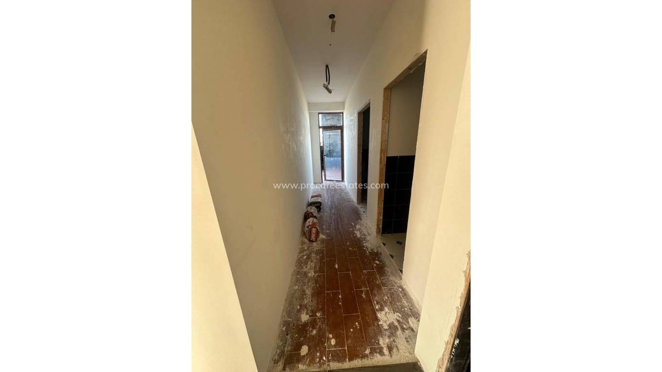 Resale - Commercial property - Orihuela Costa - Cabo Roig