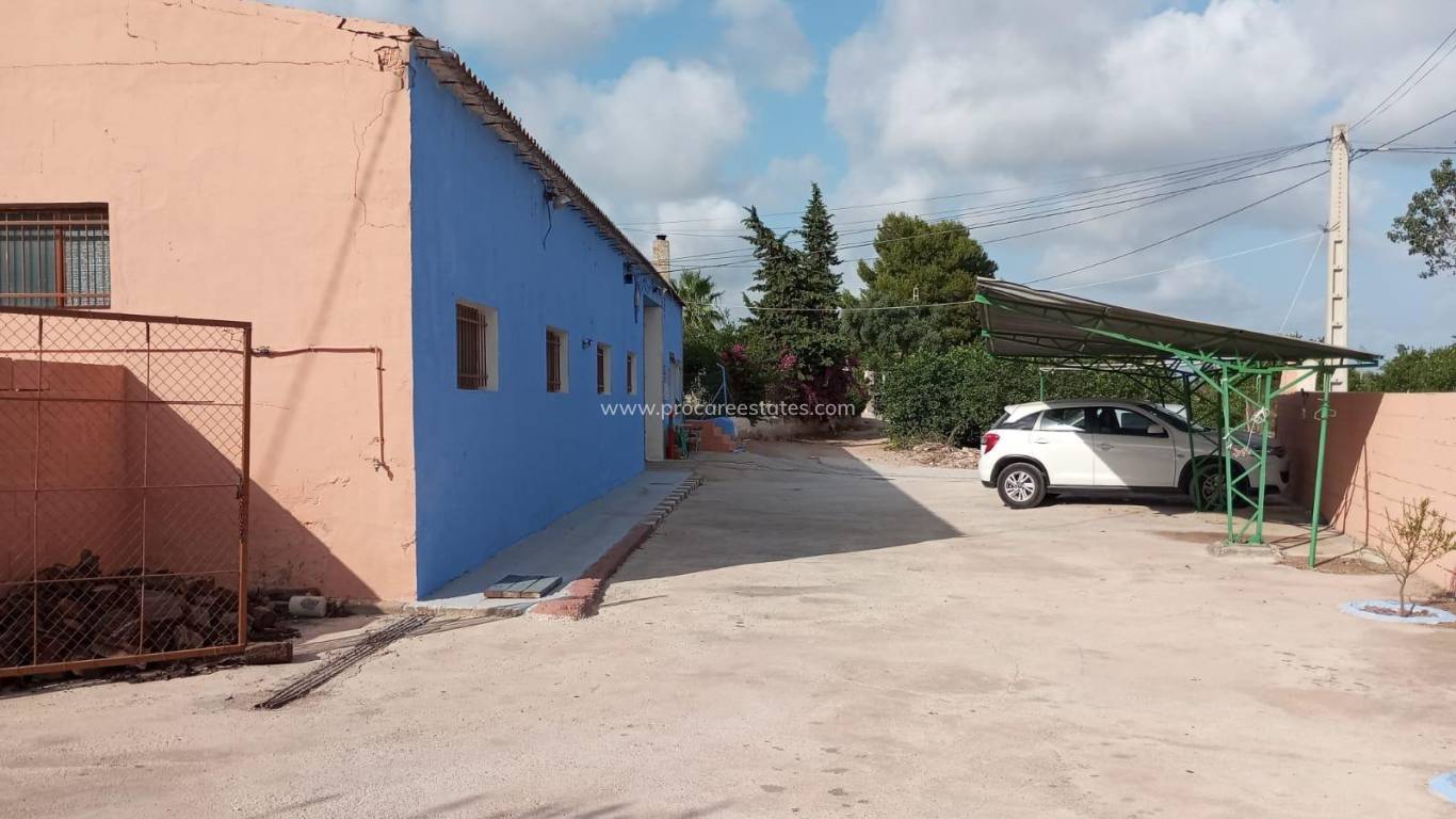 Resale - Commercial property - Torrevieja - Polígono Industrial Casa Grande
