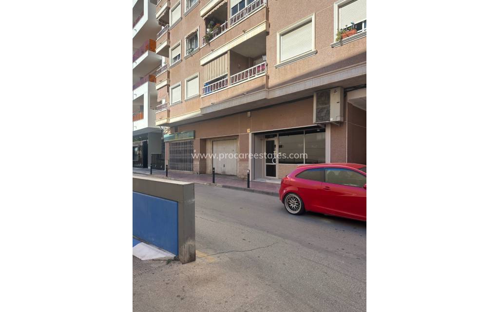 Resale - Commercial property - Torrevieja