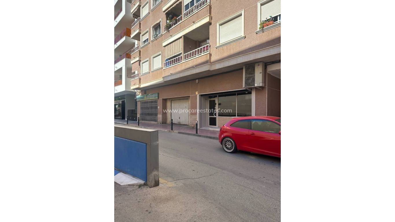 Resale - Commercial property - Torrevieja