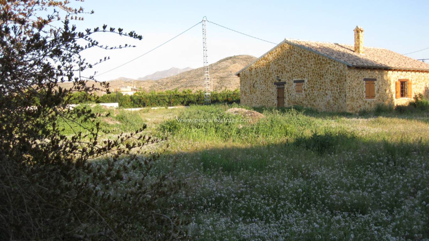 Resale - Country Property - Benferri