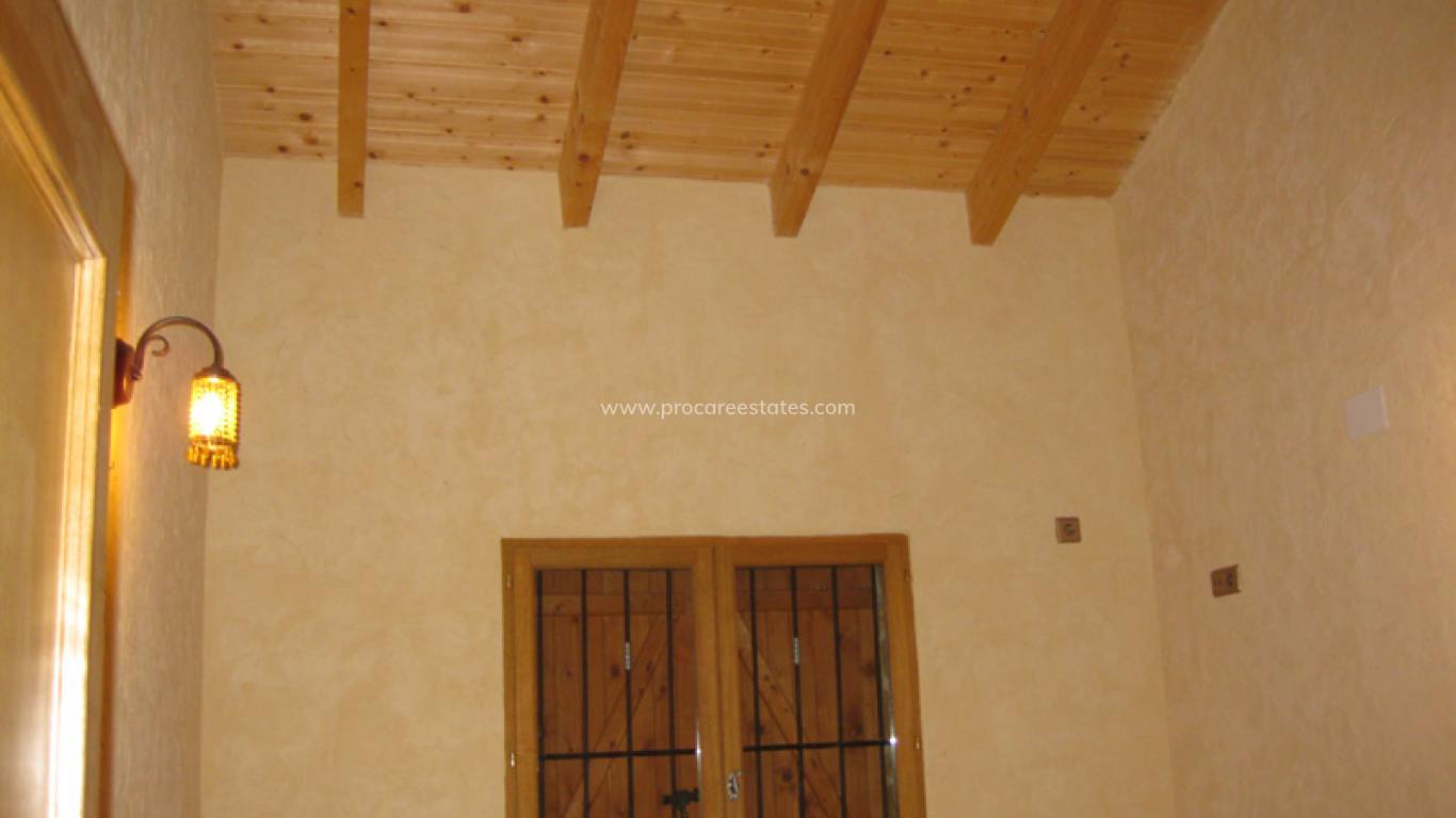 Resale - Country Property - Benferri