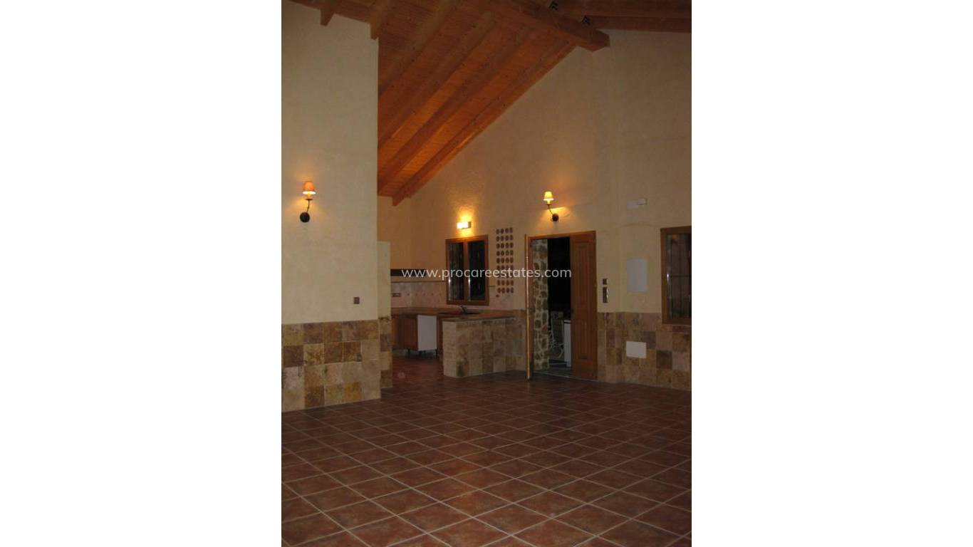 Resale - Country Property - Benferri