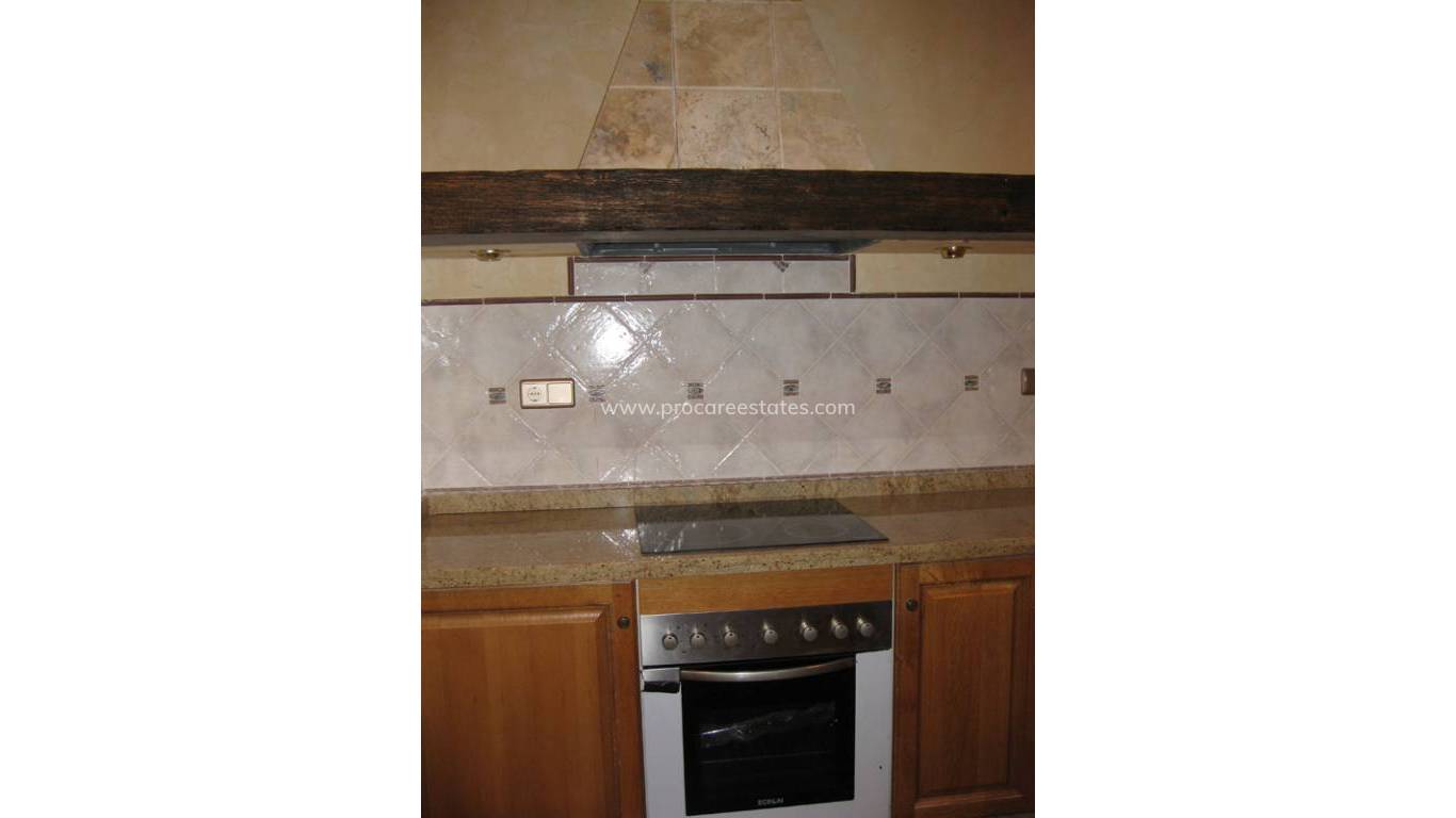 Resale - Country Property - Benferri