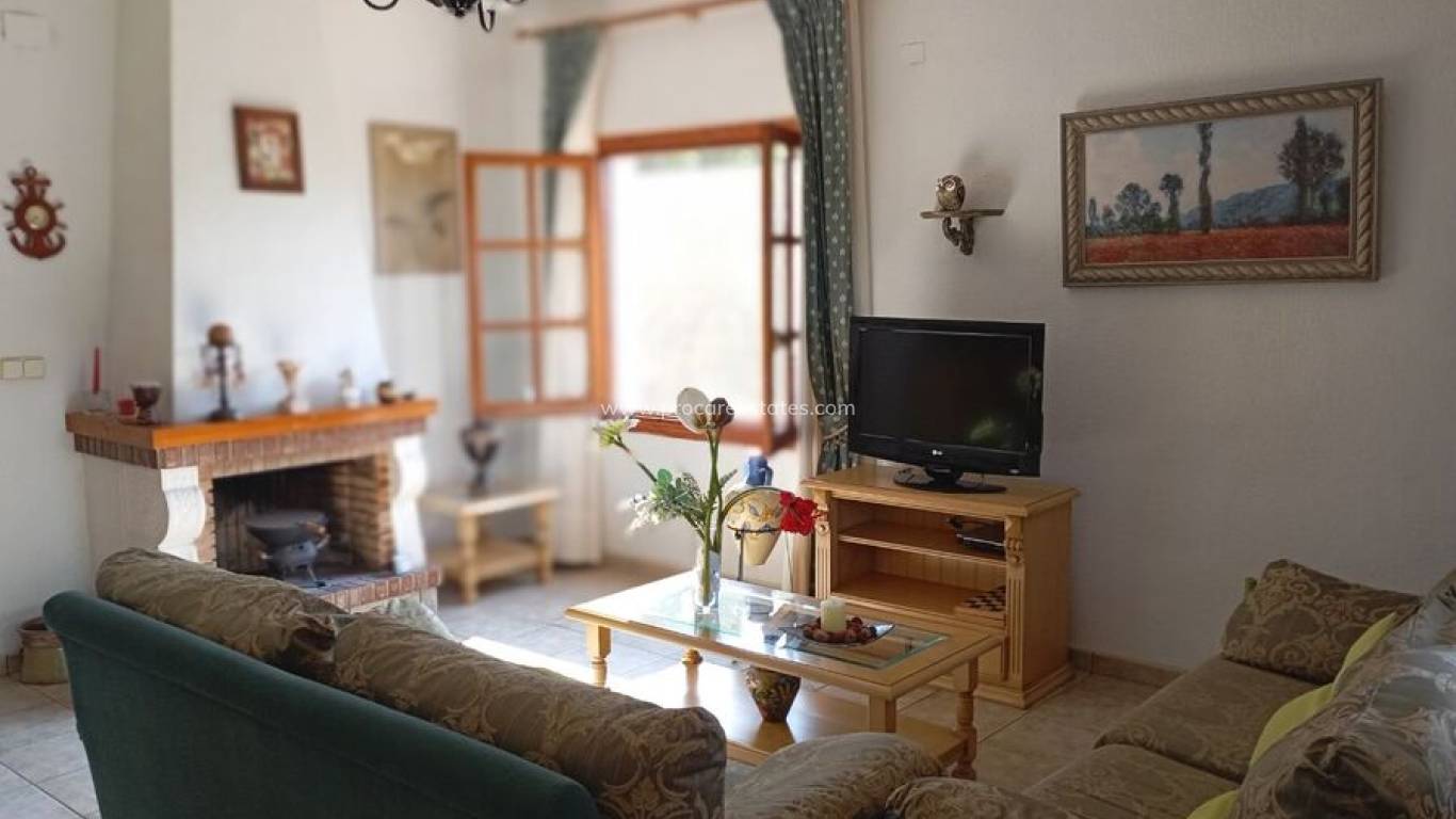 Resale - Country Property - Daya Nueva