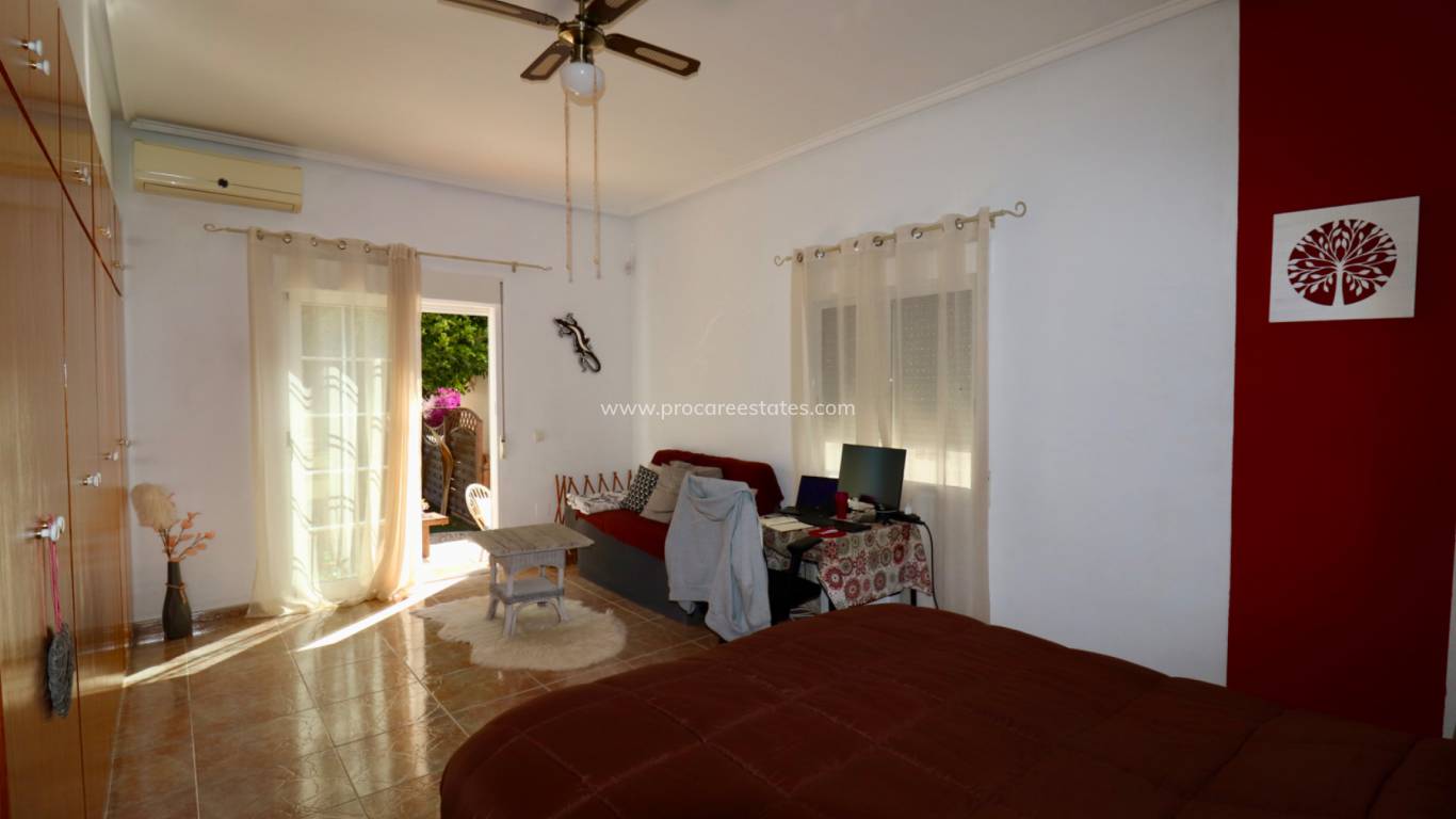 Resale - Country Property - Dolores