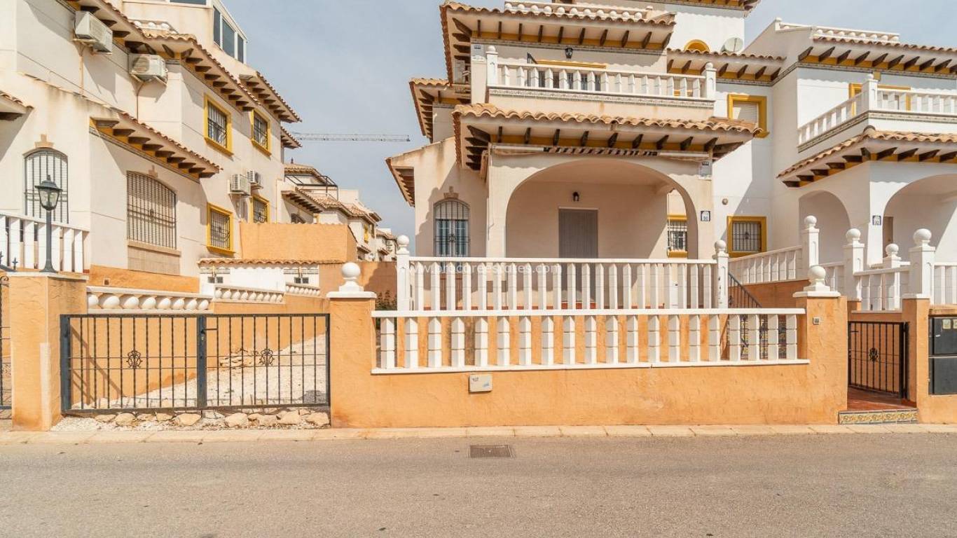 Resale - Country Property - Orihuela Costa - Villamartin