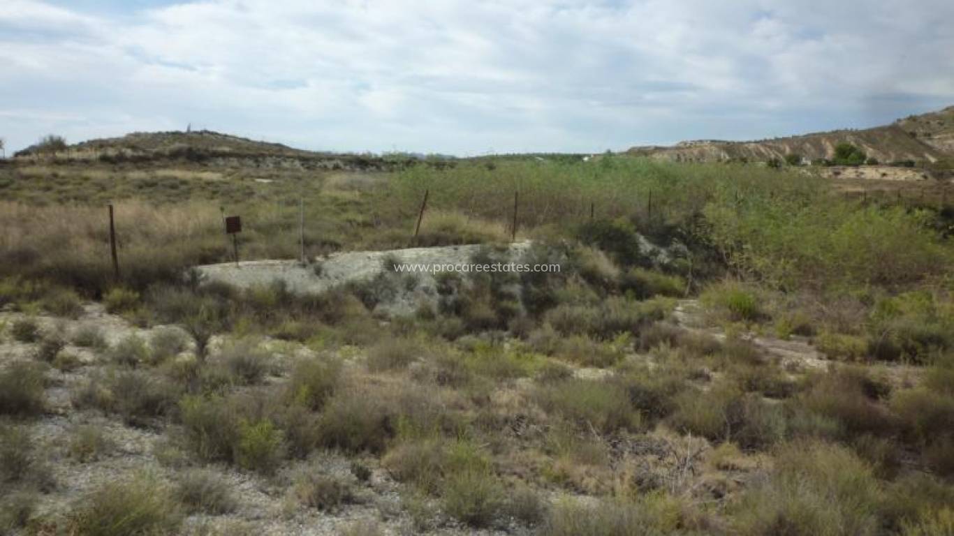 Resale - Country Property - Orihuela - Desamparados-Hurchillo-Torremendo