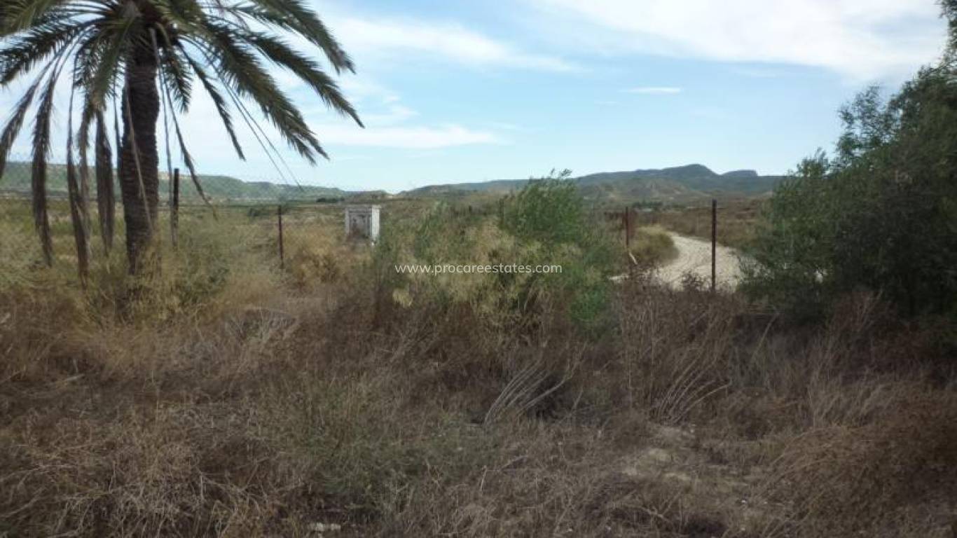 Resale - Country Property - Orihuela - Desamparados-Hurchillo-Torremendo