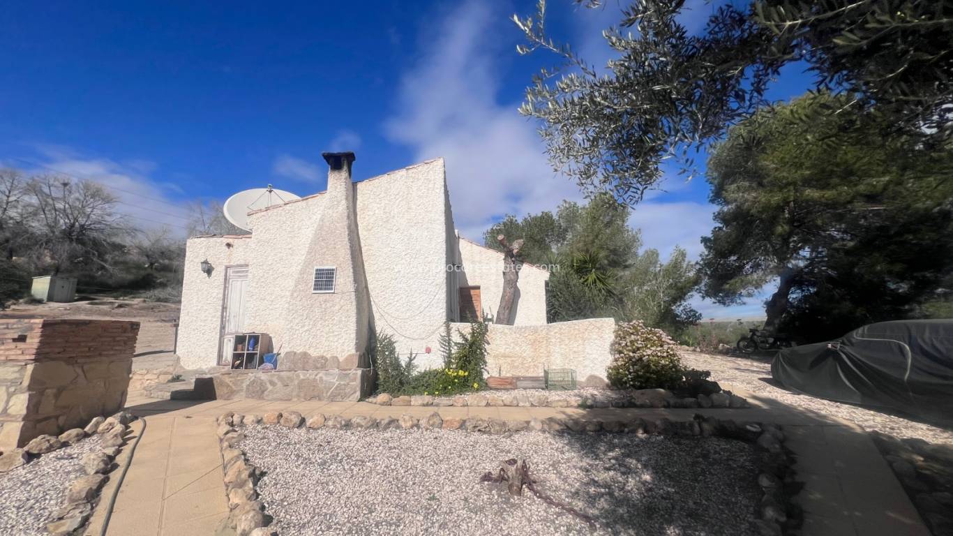 Resale - Country Property - Torremendo