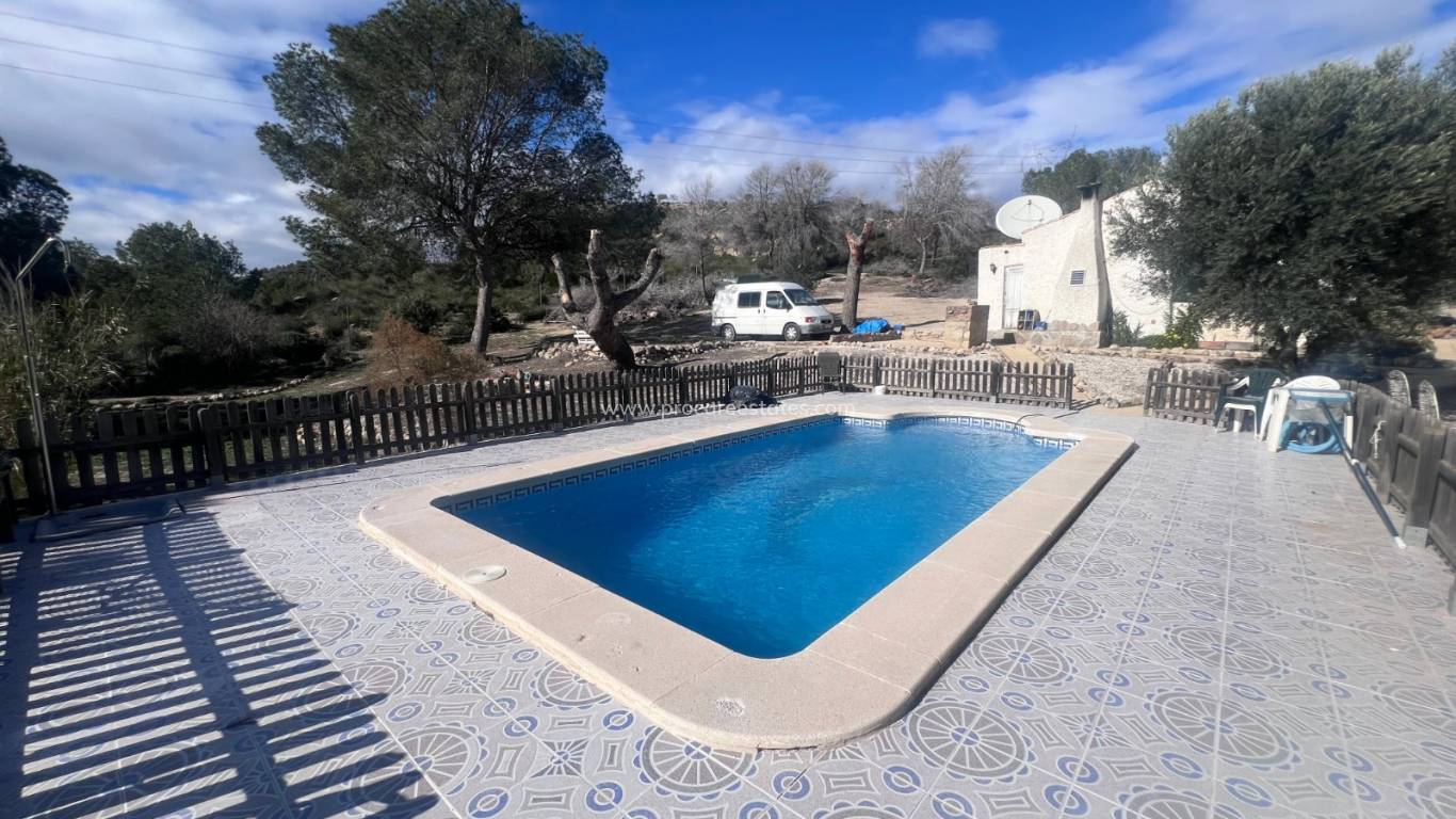 Resale - Country Property - Torremendo