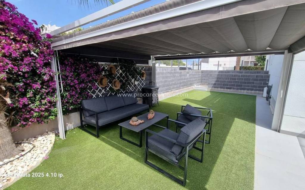 Resale - Country Property - Torrevieja - Aguas Nuevas