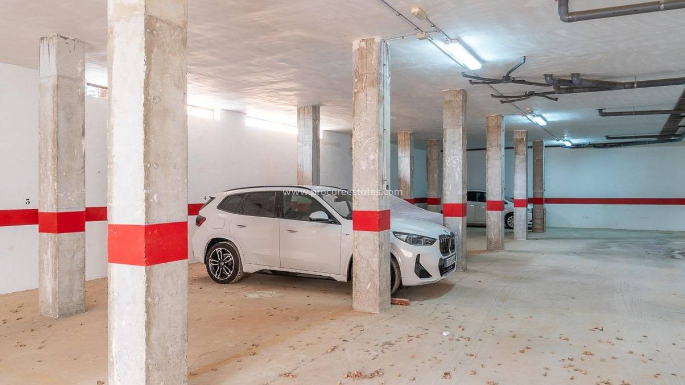 Resale - Garage - Orihuela Costa - Montezenia