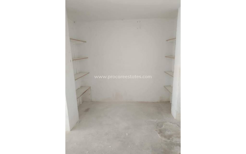 Resale - Garage - Torrevieja