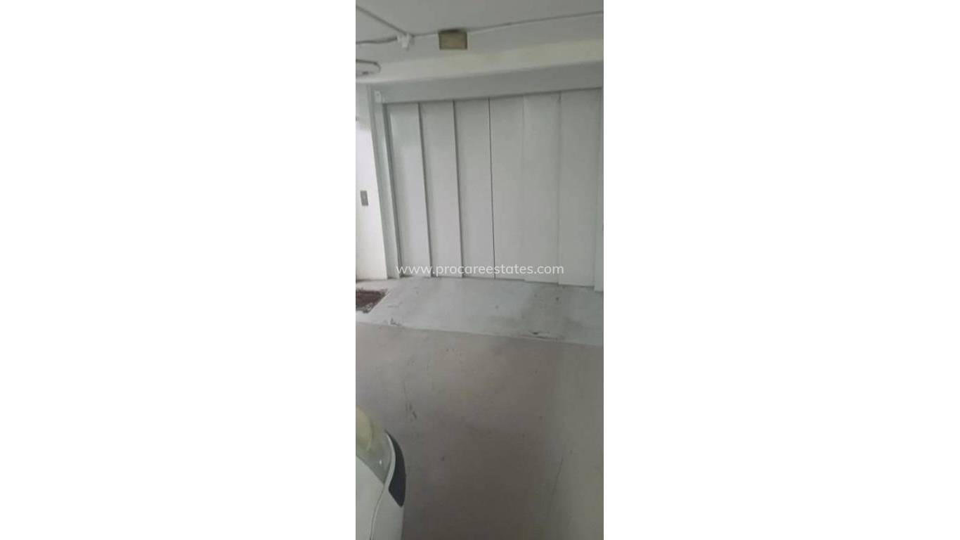 Resale - Garage - Torrevieja
