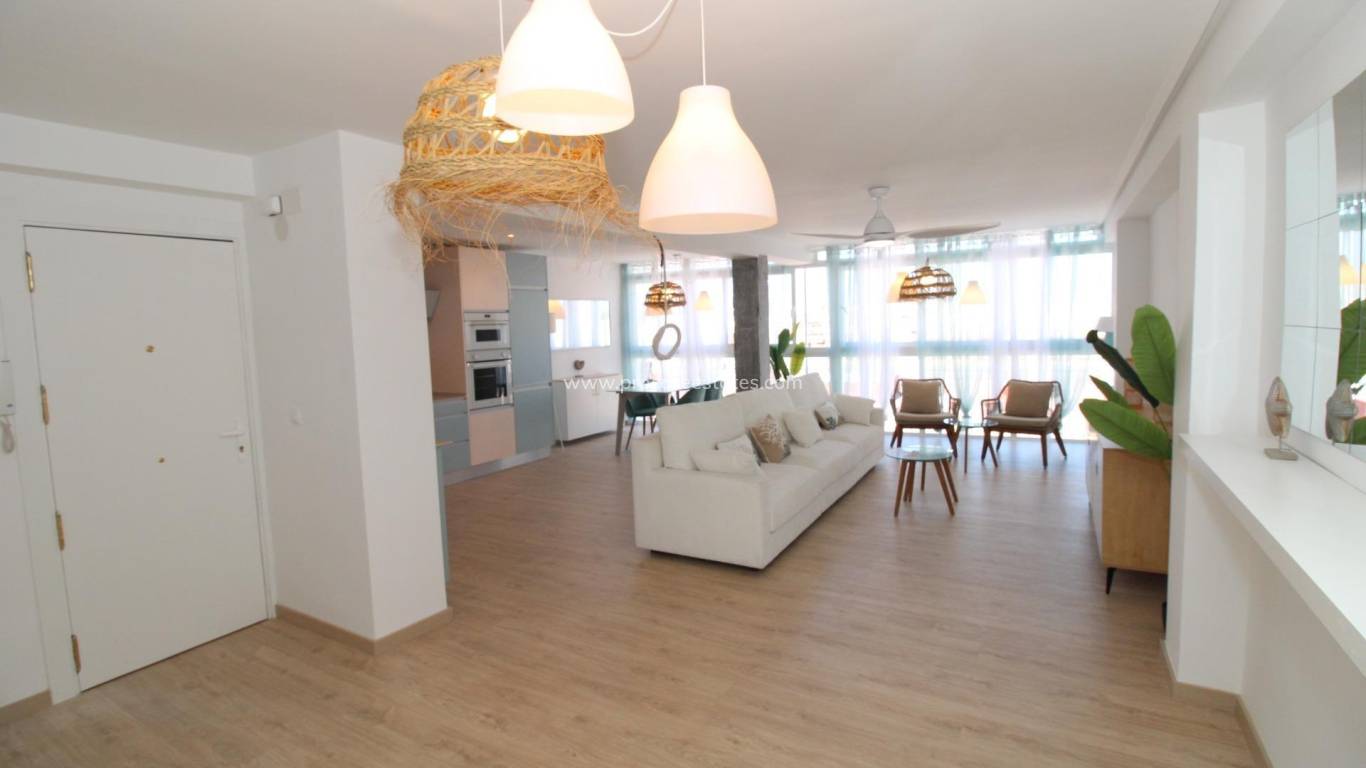 Resale - Penthouse - Lo Pagan - LA PUNTICA