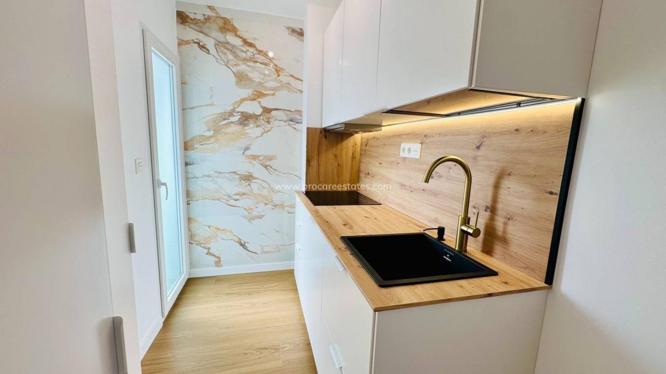 Resale - Penthouse - Torrevieja - Punta Prima
