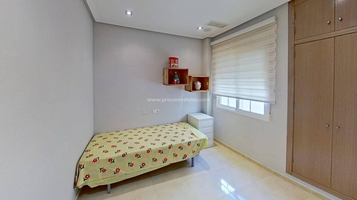 Resale - Penthouse - Torrevieja