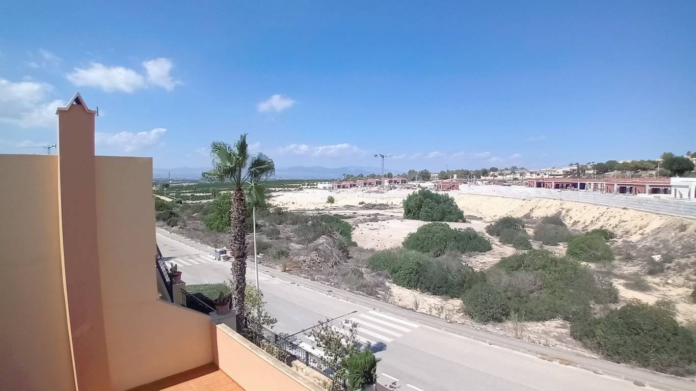 Resale - Town house - Algorfa - La Finca golf