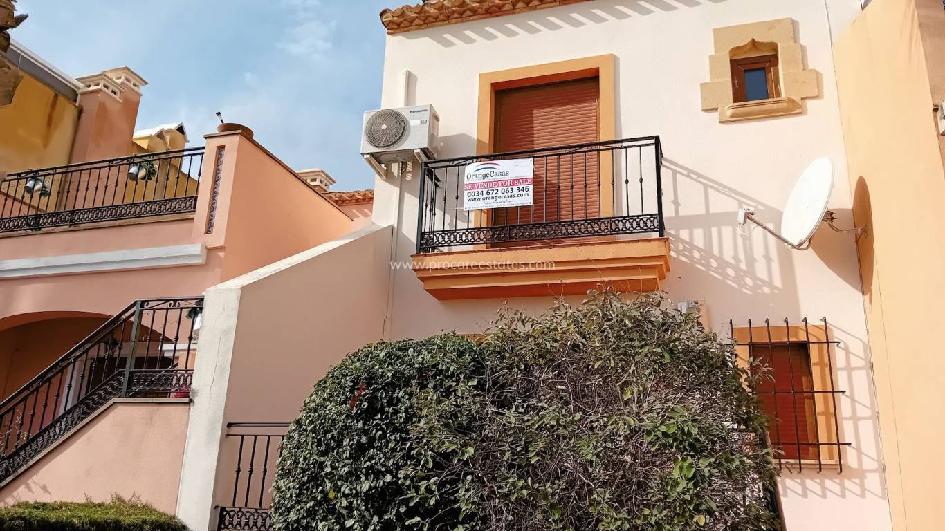 Resale - Town house - Algorfa - La Finca golf