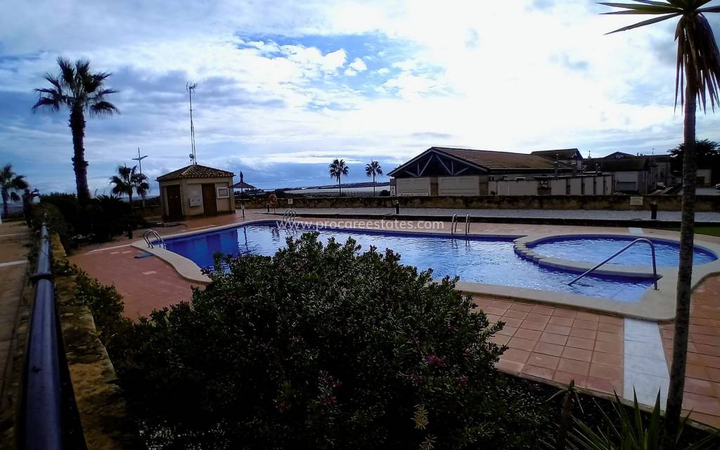 Resale - Town house - Algorfa - La Finca golf