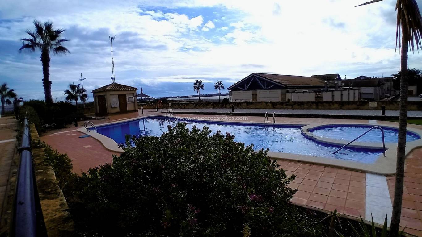 Resale - Town house - Algorfa - La Finca golf