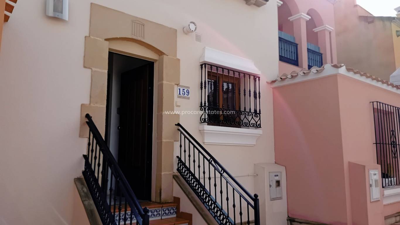 Resale - Town house - Algorfa - La Finca golf