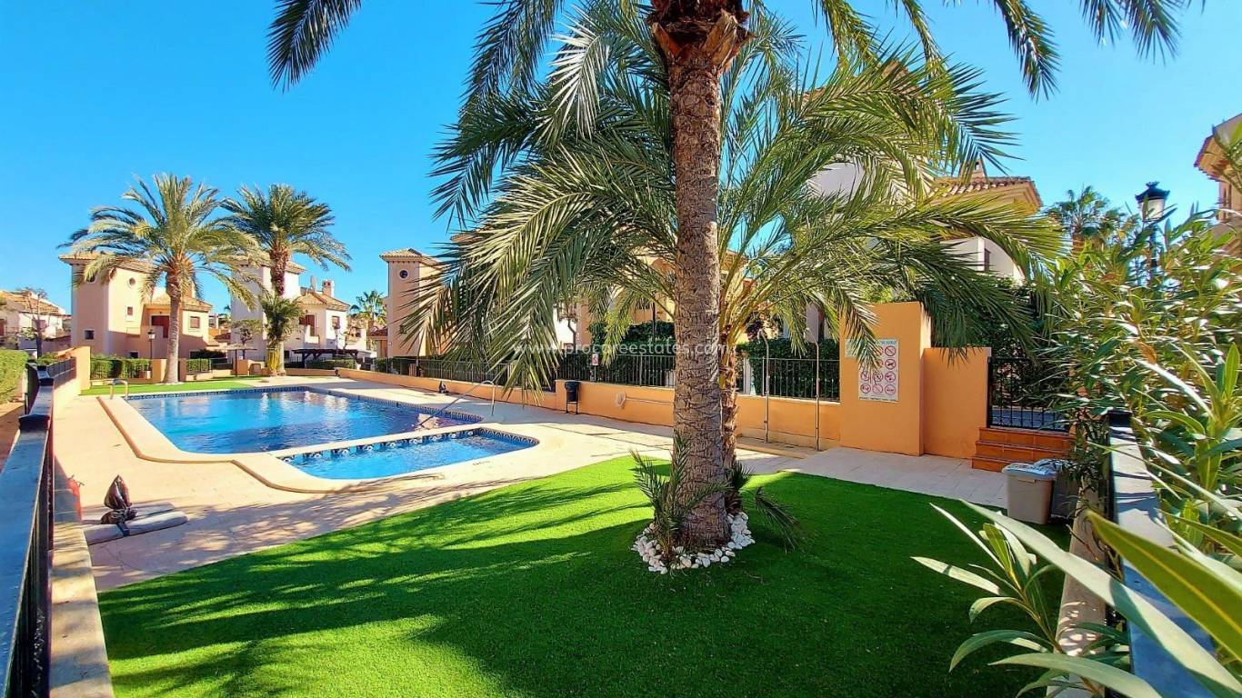 Resale - Town house - Algorfa - La Finca golf