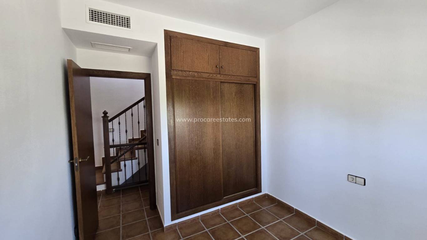 Resale - Town house - Algorfa - La Finca golf