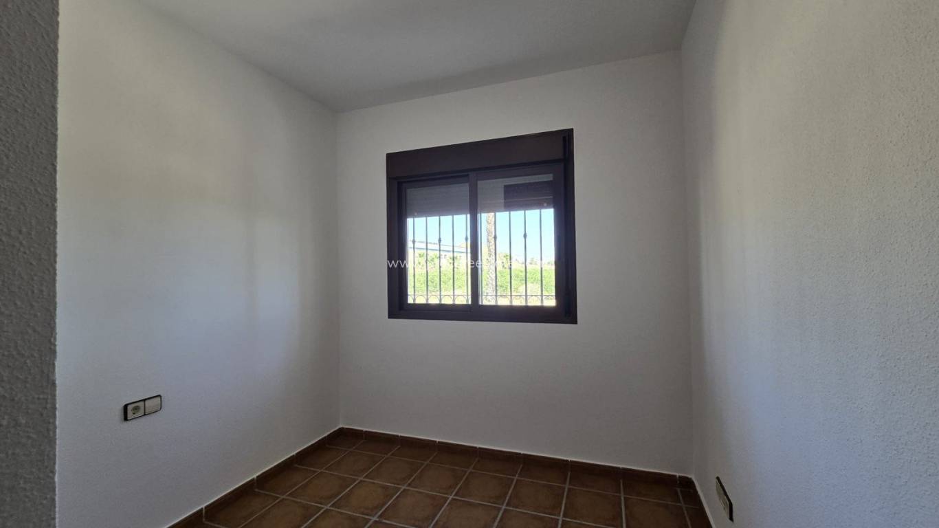 Resale - Town house - Algorfa - La Finca golf
