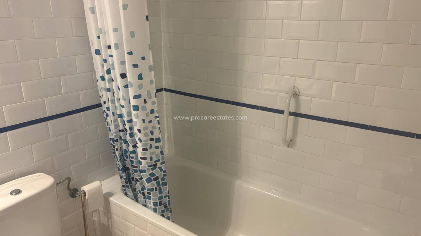 Resale - Town house - Algorfa - La Finca golf