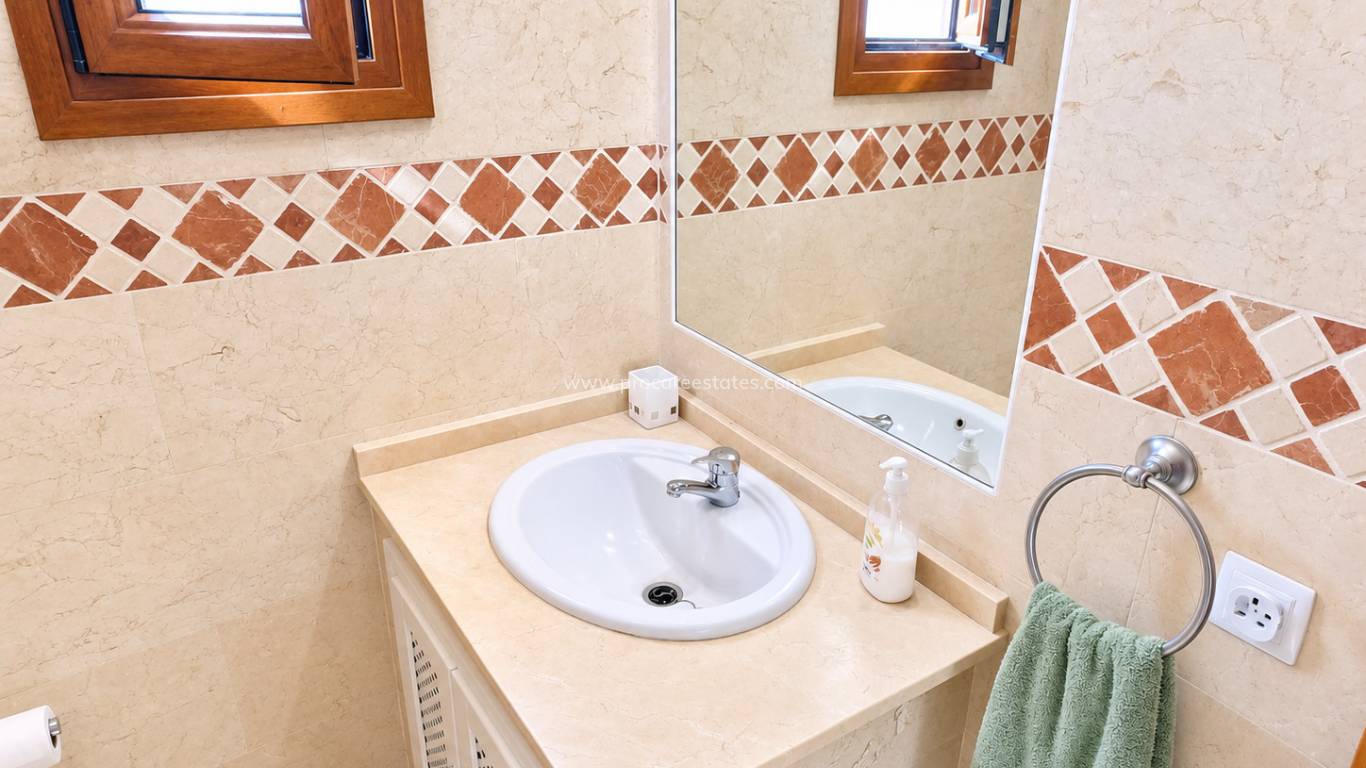 Resale - Town house - Algorfa - La Finca golf