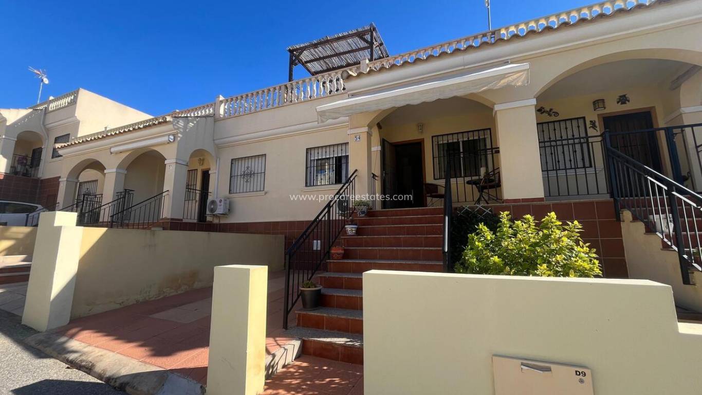 Resale - Town house - Algorfa