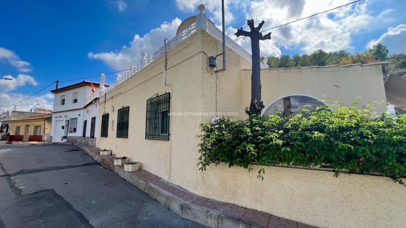 Resale - Town house - Benferri