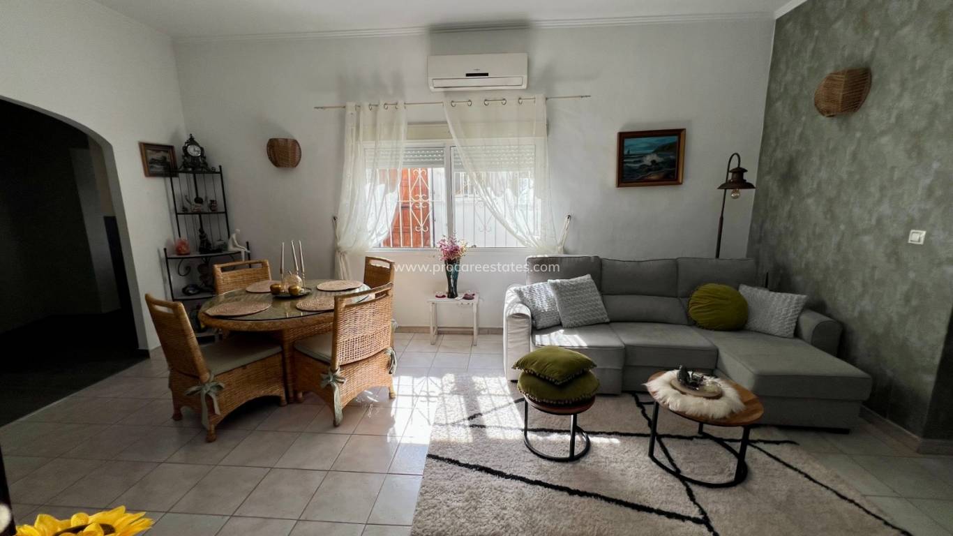 Resale - Town house - Benferri