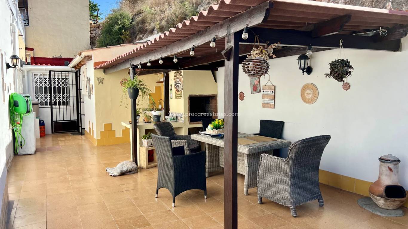 Resale - Town house - Benferri