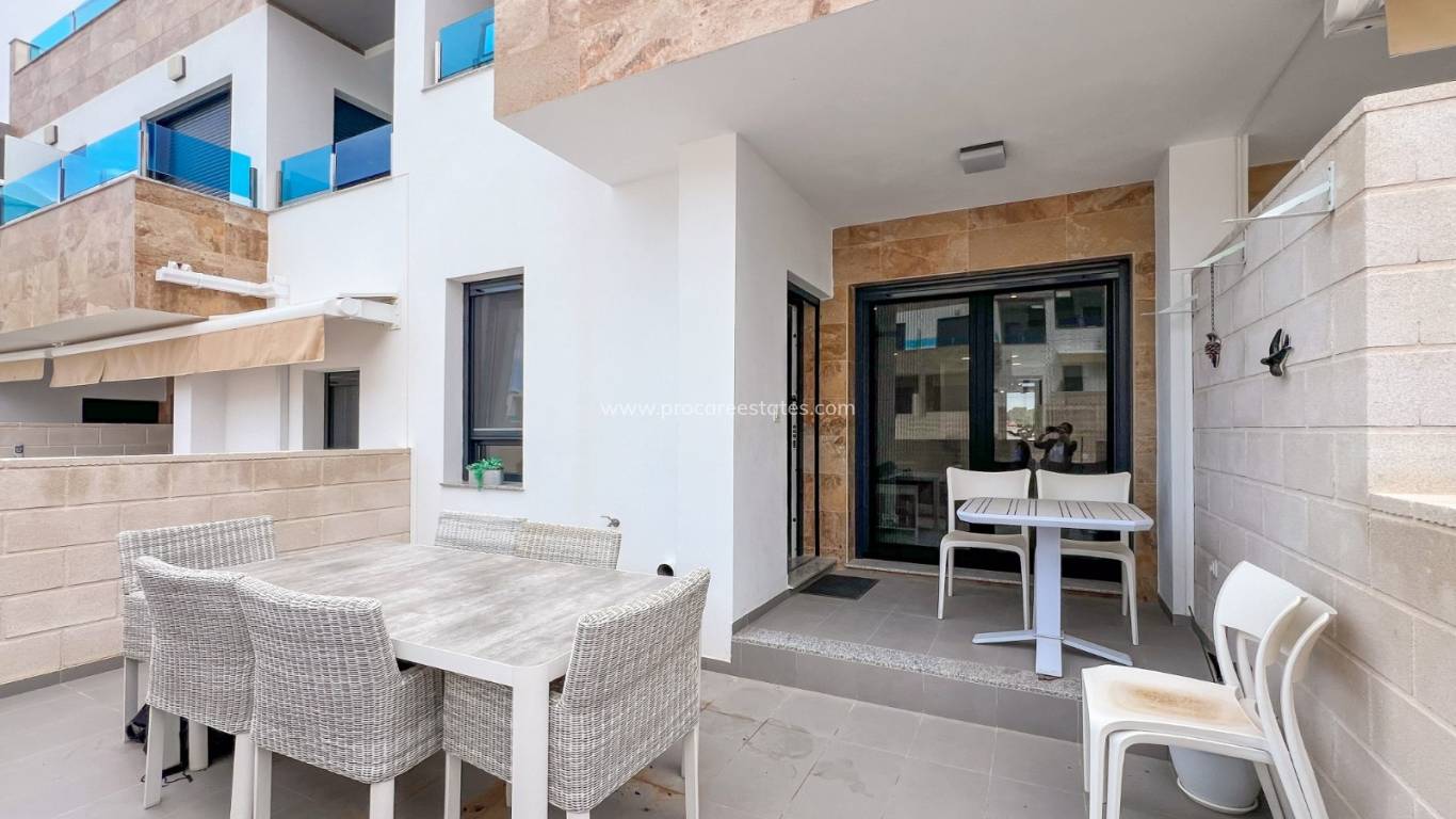 Resale - Town house - Bigastro