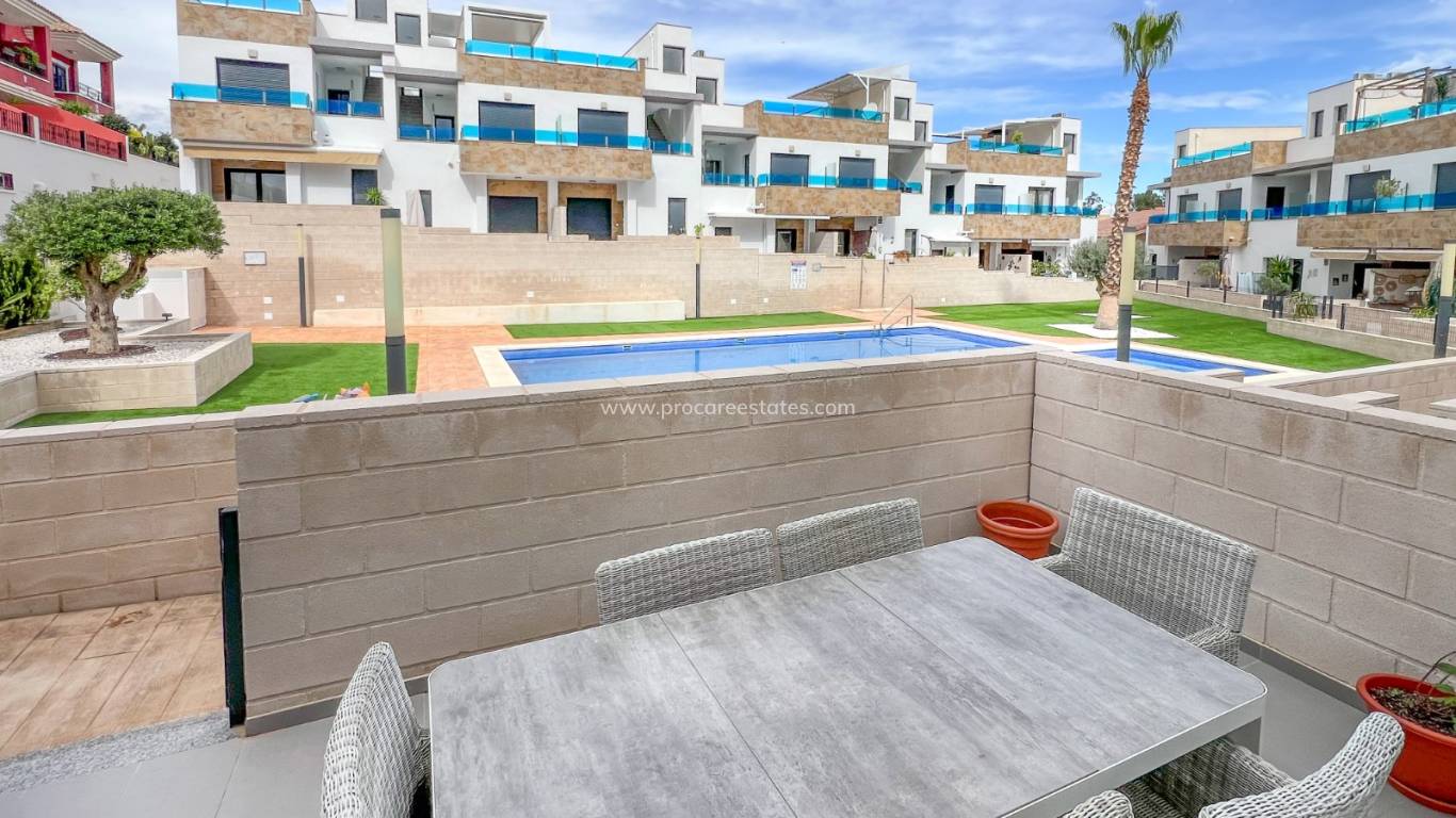 Resale - Town house - Bigastro