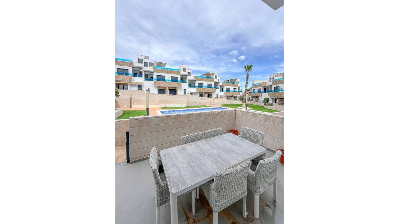 Resale - Town house - Bigastro