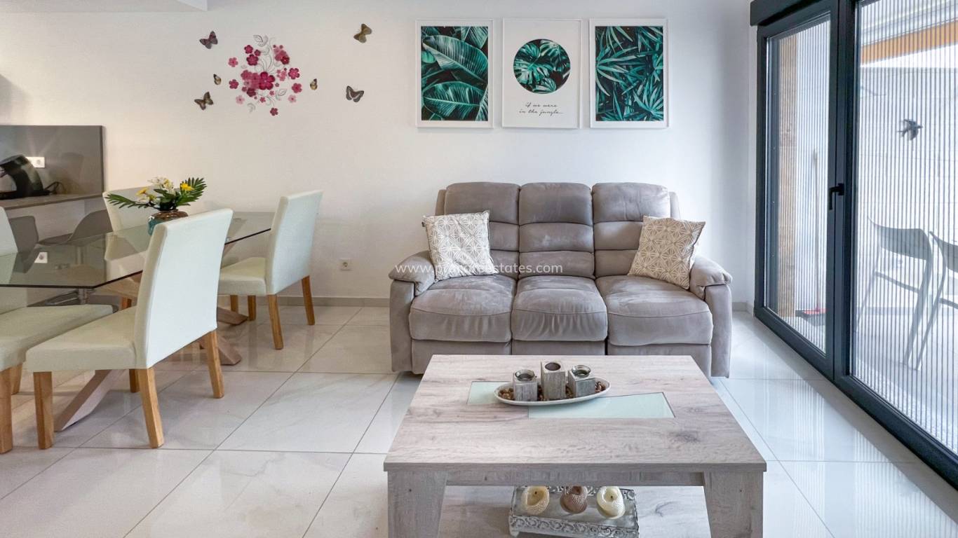 Resale - Town house - Bigastro