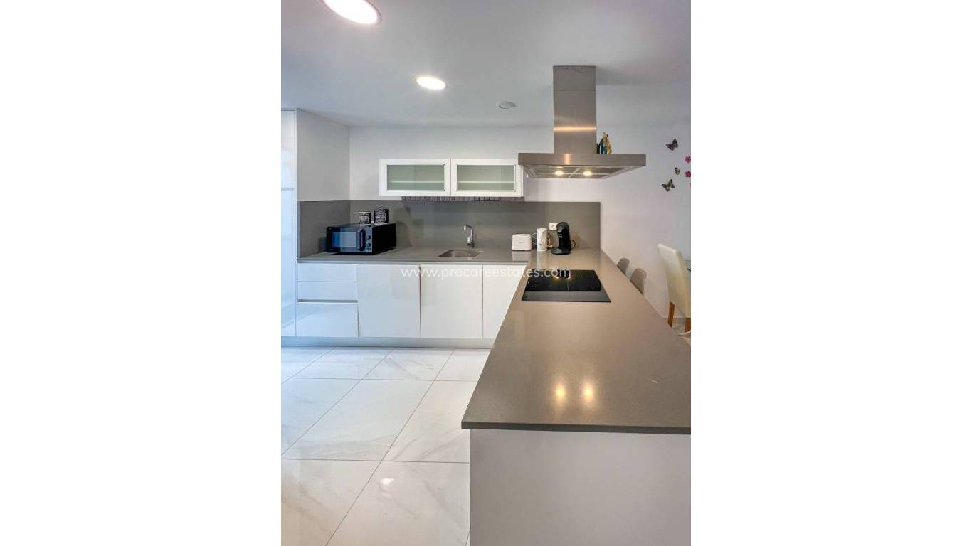 Resale - Town house - Bigastro