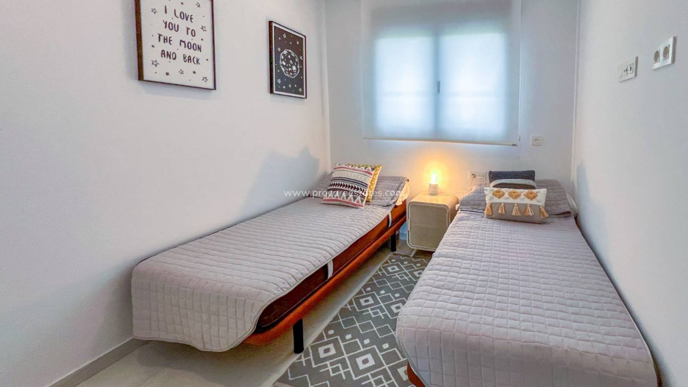 Resale - Town house - Bigastro