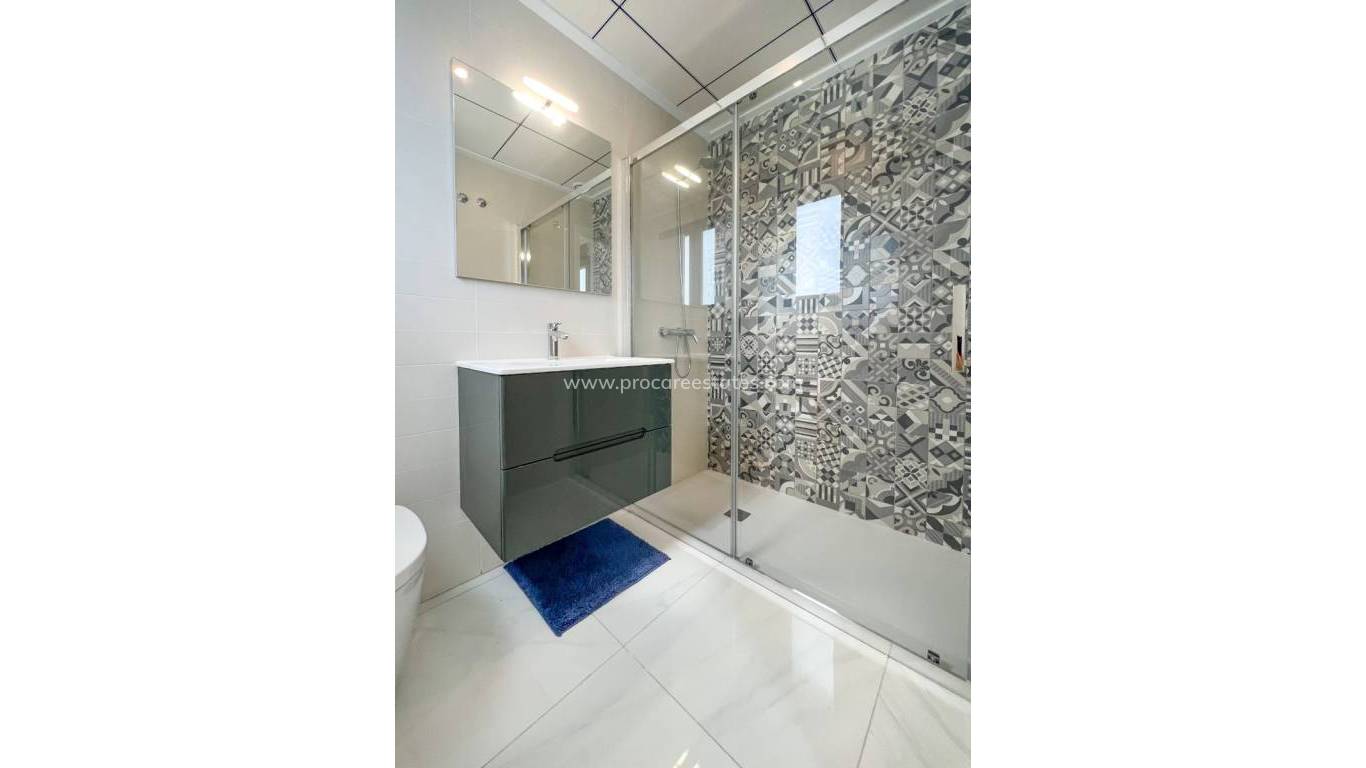 Resale - Town house - Bigastro