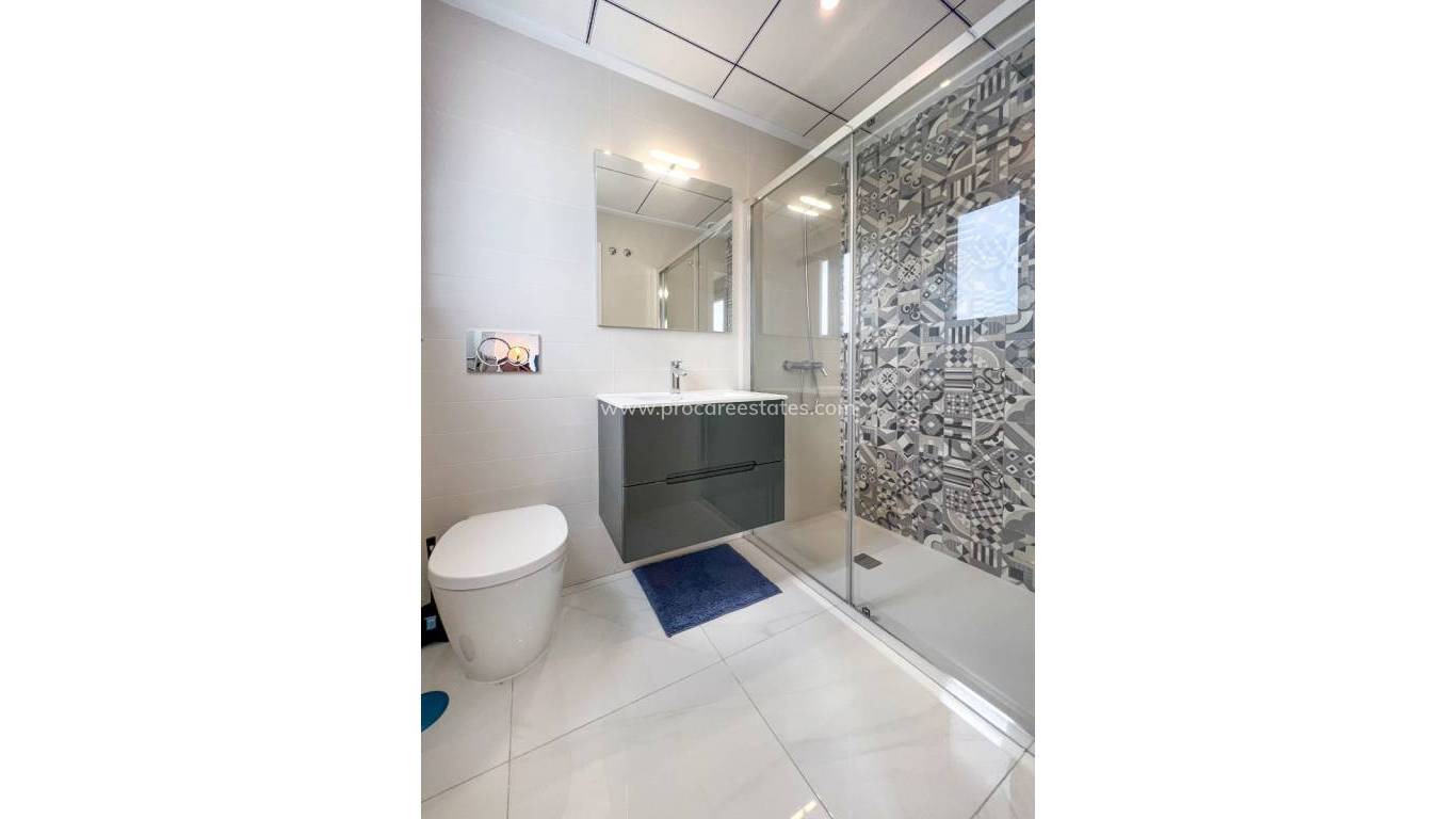 Resale - Town house - Bigastro