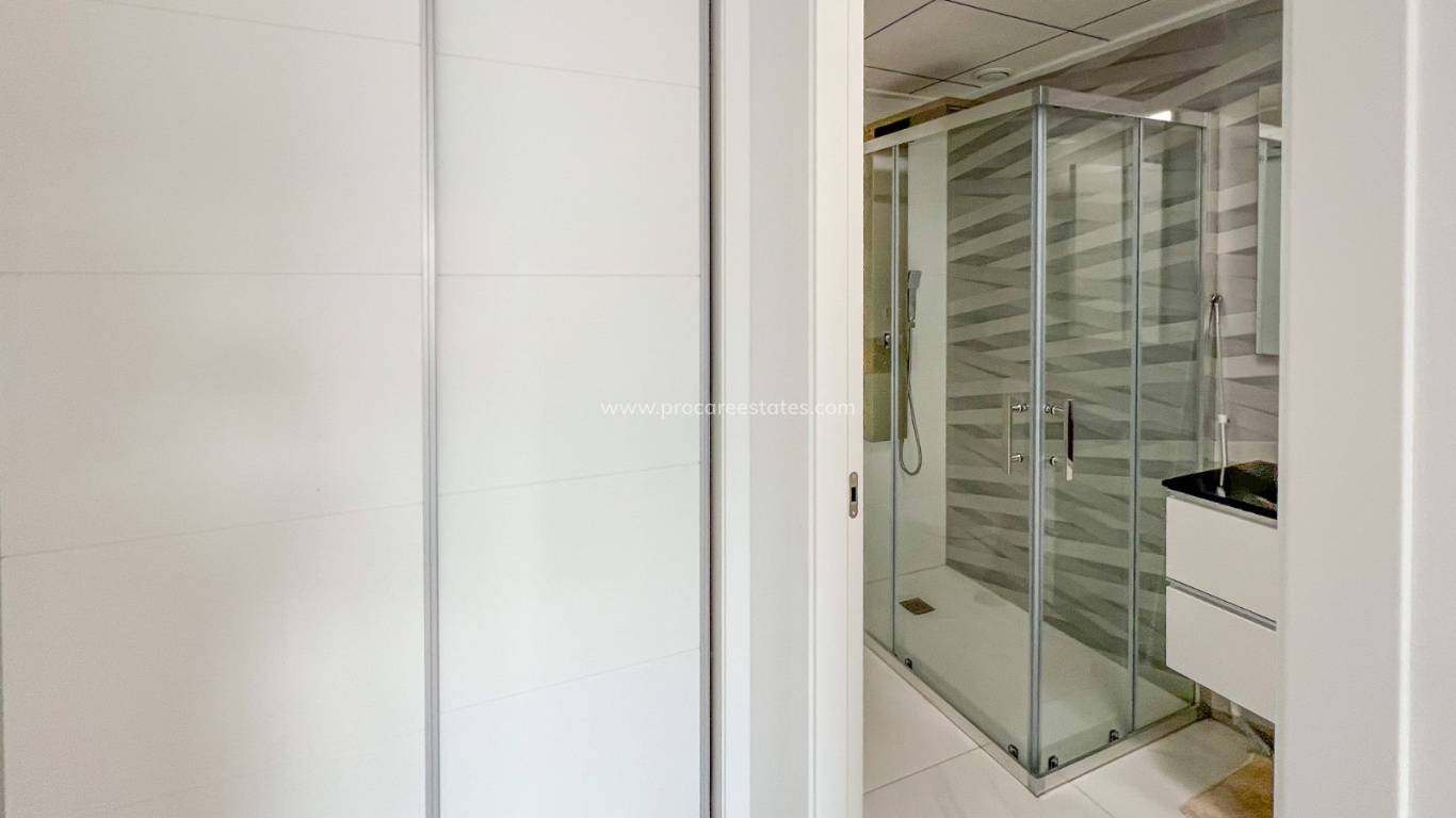 Resale - Town house - Bigastro